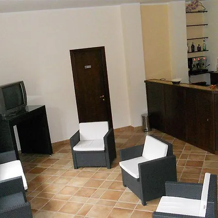 Caluna Charme 3* مدينة سان غيوفاني أبيرو