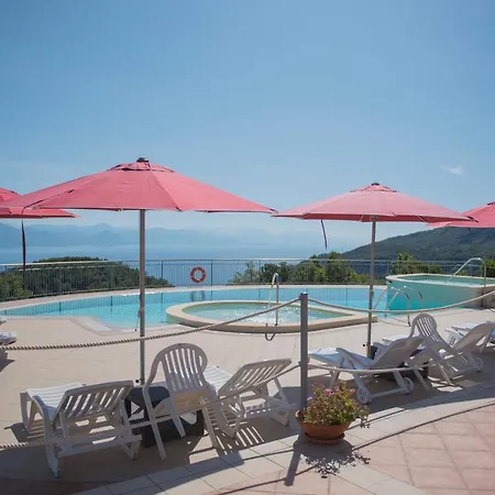 Caluna Charme Hotel